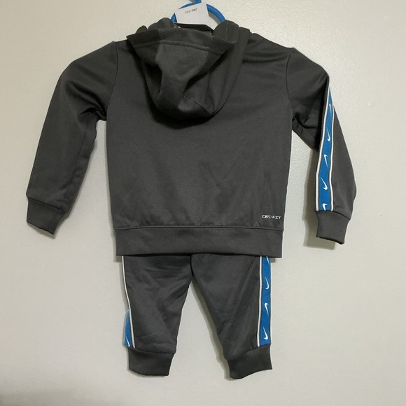 NIKE Dri‎ Fit Baby Boys TAPE POLY FULL ZIP TRACKSUIT Brand New! Size 2T Gray - Picture 3 of 7